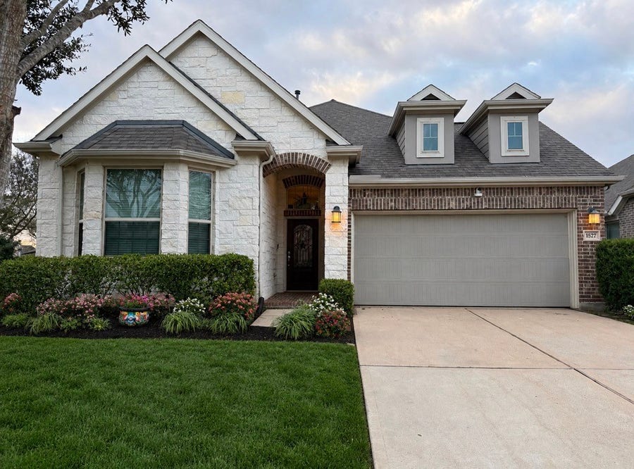 Property photo for 1527 Giles Drive, Richmond, TX