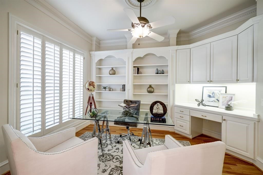 4951 Tilbury Estates Drive, Houston, TX 77056