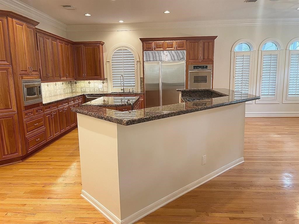 4951 Tilbury Estates Drive, Houston, TX 77056