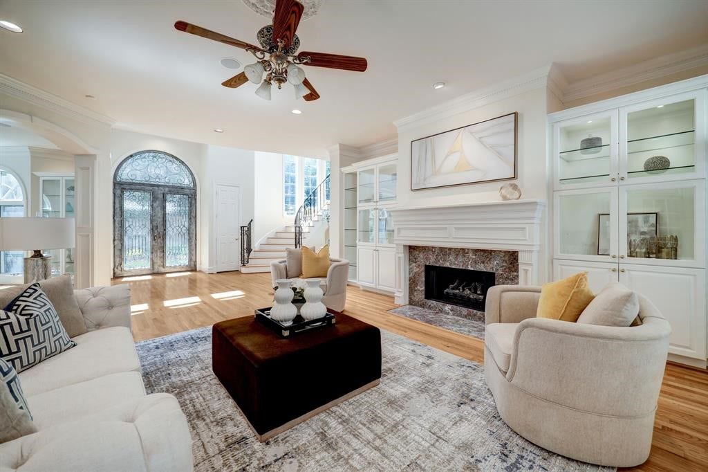 4951 Tilbury Estates Drive, Houston, TX 77056