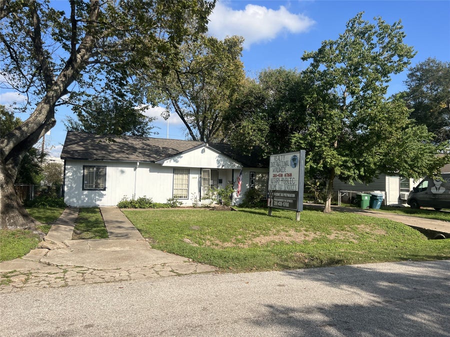 Property photo for 5418 Arthington Street, Houston, TX