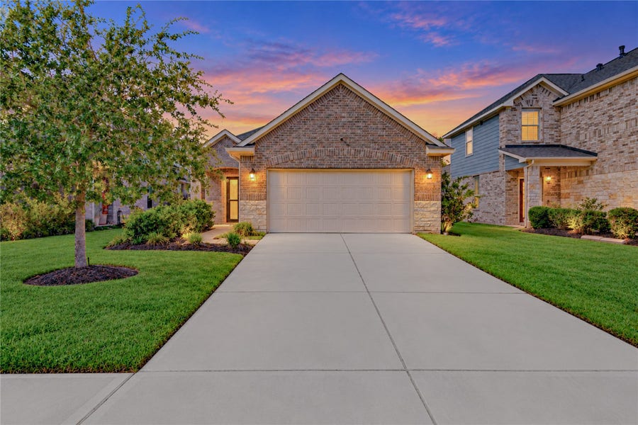 Property photo for 31634 Heguy Pass, Fulshear, TX