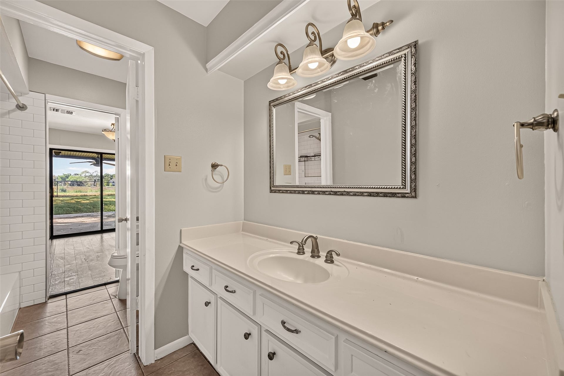15318 Torry Pines Road, Houston, TX 77062 15318 Torry Pines Road, Houston, TX 77062