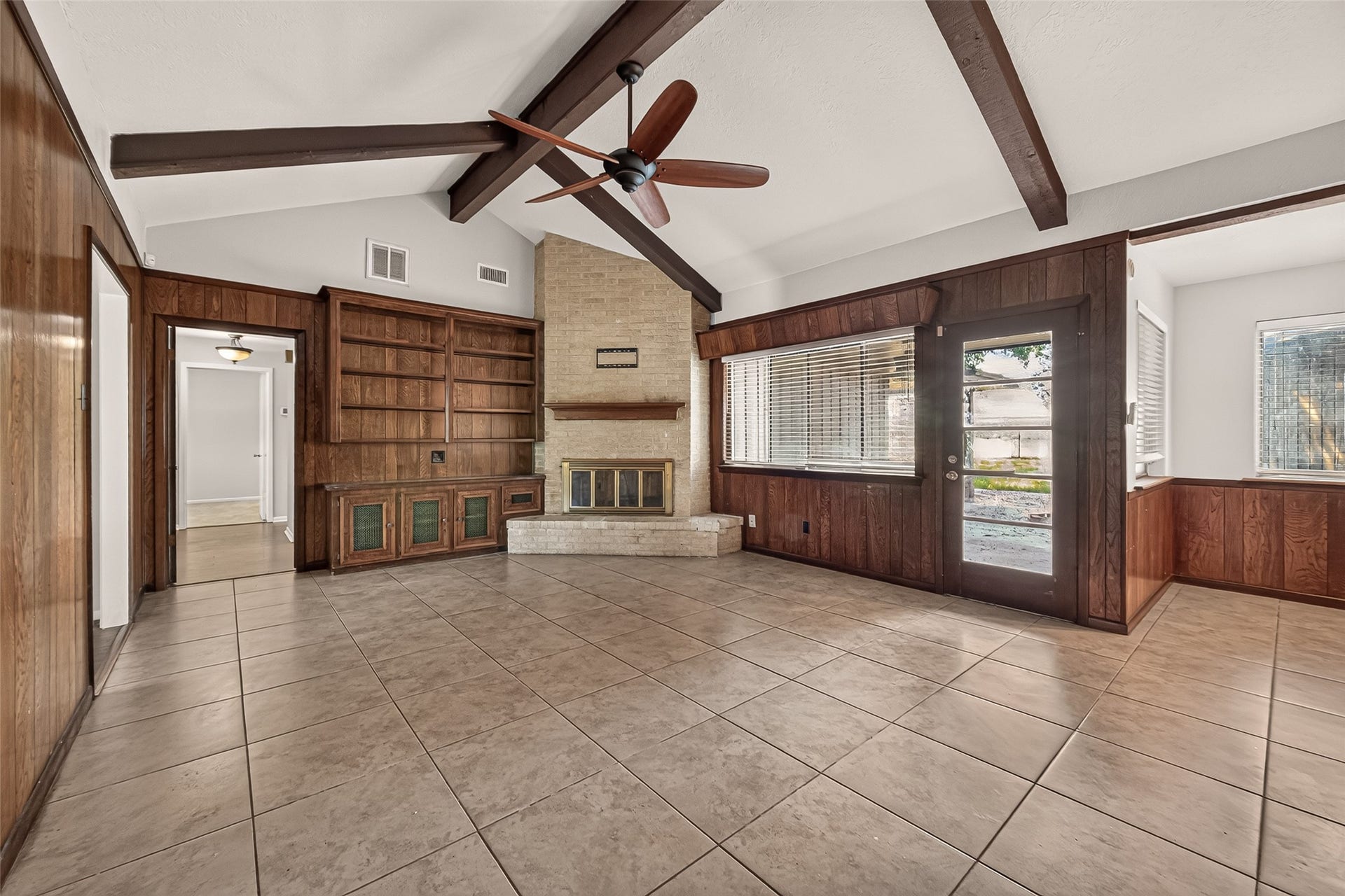 15318 Torry Pines Road, Houston, TX 77062 15318 Torry Pines Road, Houston, TX 77062