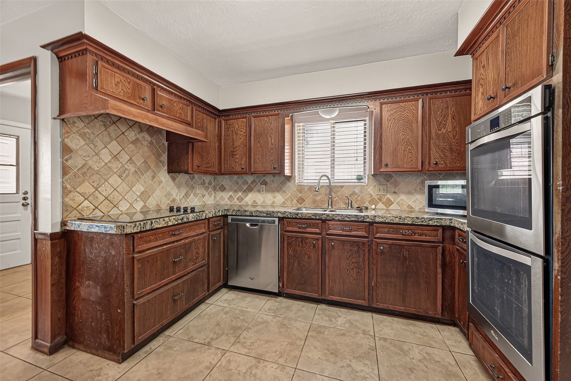 15318 Torry Pines Road, Houston, TX 77062 15318 Torry Pines Road, Houston, TX 77062
