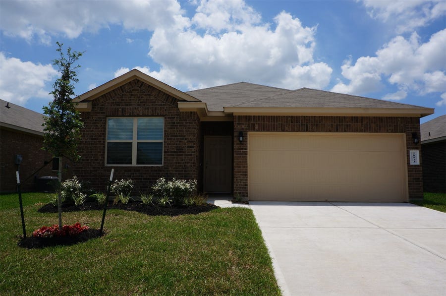 Property photo for 20911 Iris Bloom Street, Katy, TX