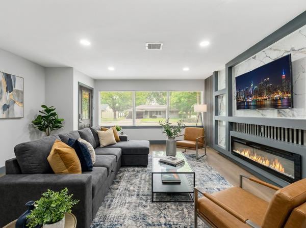 Property photo for 6058 Lyndhurst Drive, Houston, TX
