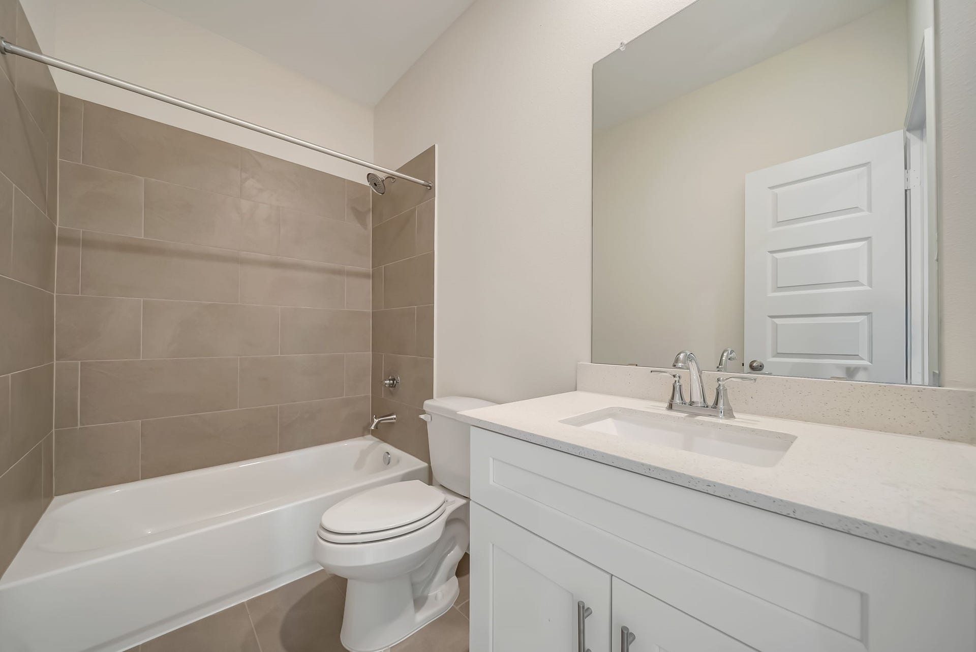 20646 Dynamic Court, Humble, TX 77338 Secondary Bath 2