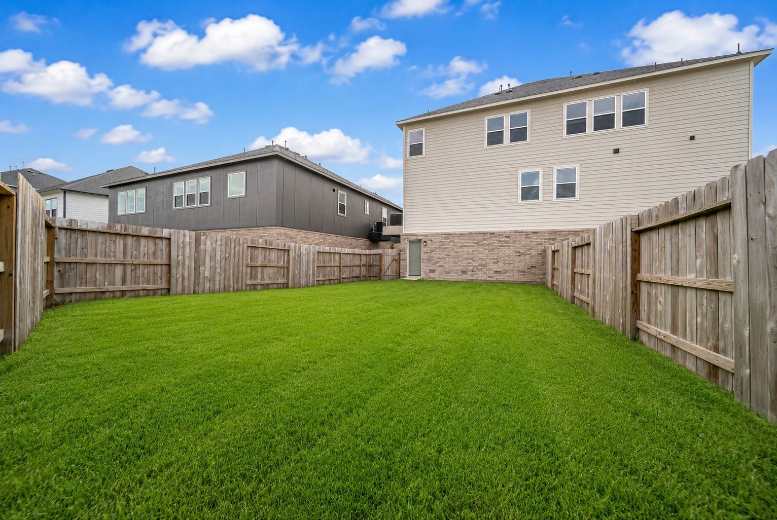 20646 Dynamic Court, Humble, TX 77338 Spacious fenced backyard.