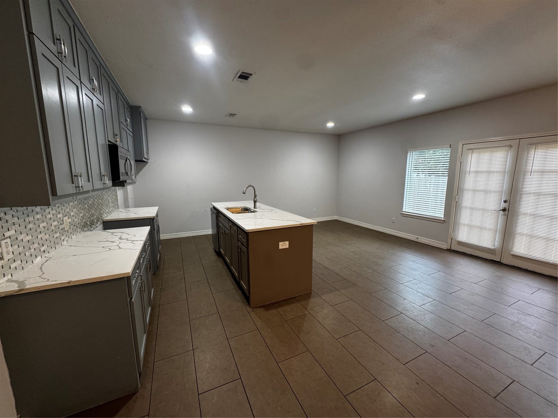 8205 Oak Knoll Lane, #B, Houston, TX 77028 8205 Oak Knoll Lane, #B, Houston, TX 77028