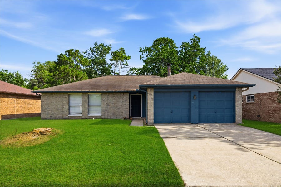 Property photo for 2778 Glen Haven Drive, League City, TX