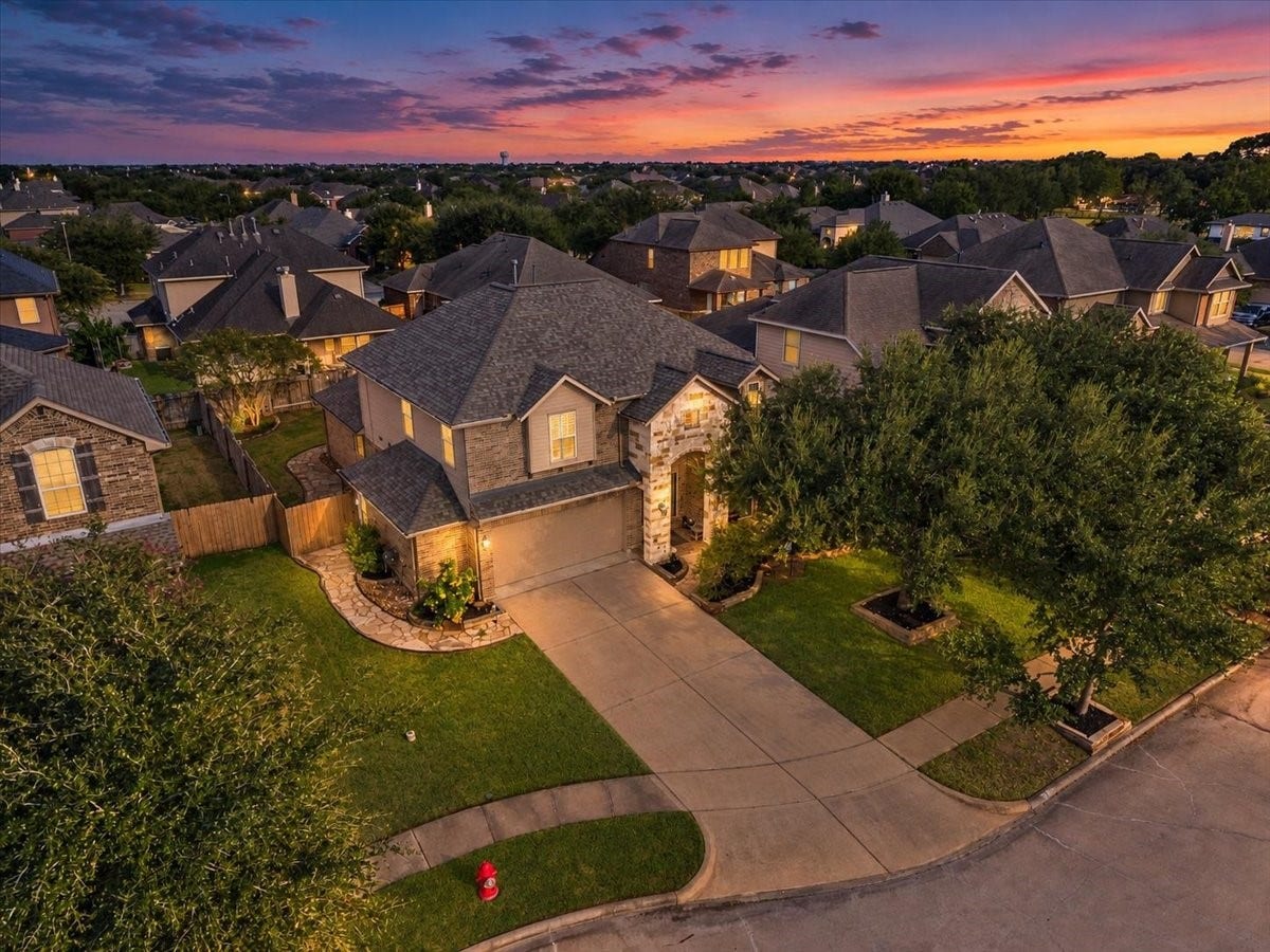 944 Francesca Court, League City, TX 77573 944 Francesca Court, League City, TX 77573