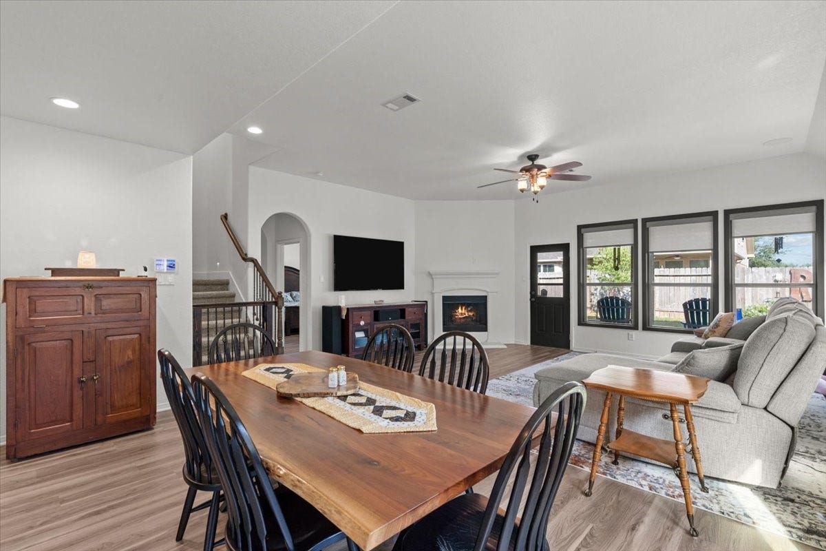 944 Francesca Court, League City, TX 77573 944 Francesca Court, League City, TX 77573
