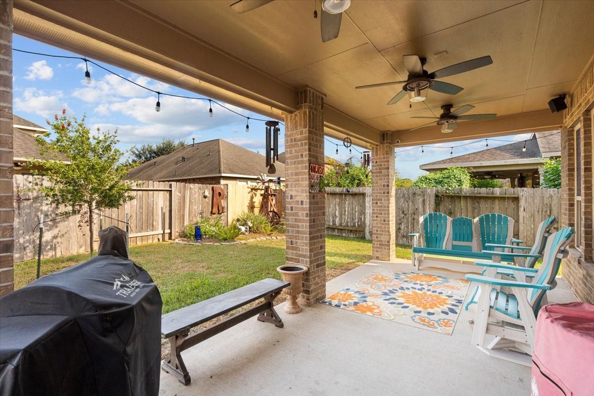 944 Francesca Court, League City, TX 77573 944 Francesca Court, League City, TX 77573
