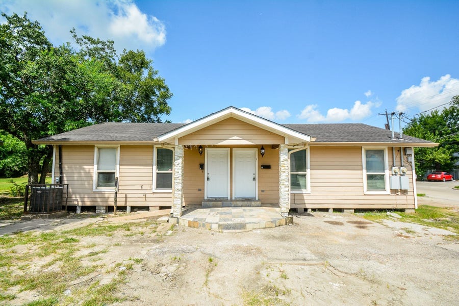 Property photo for 6018 Collingsworth Street, #1, Houston, TX