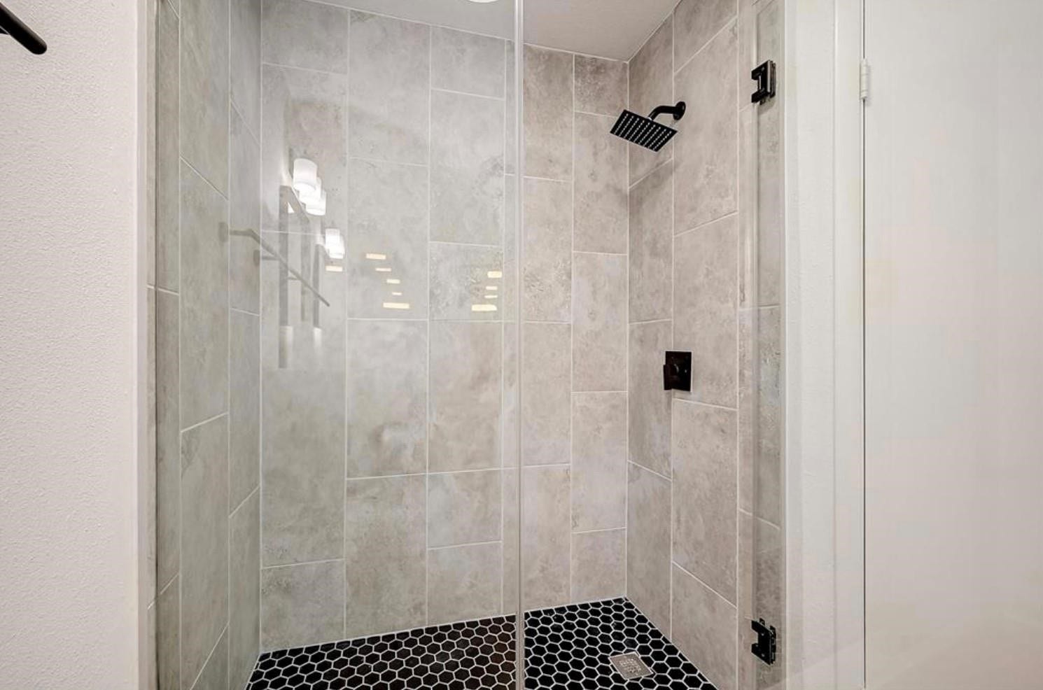17047 Carbridge Drive, Houston, TX 77084 17047 Carbridge Drive, Houston, TX 77084