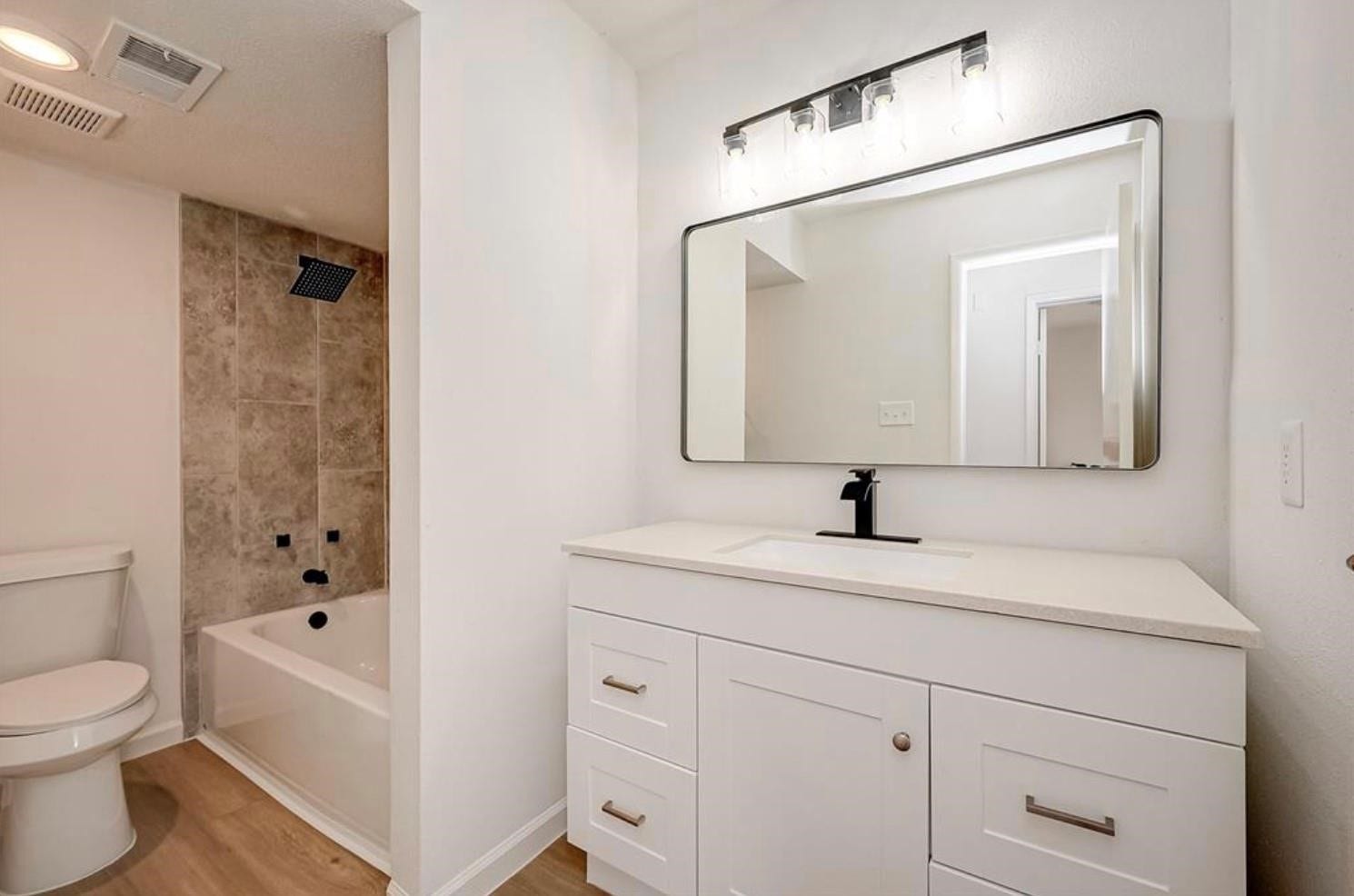 17047 Carbridge Drive, Houston, TX 77084 17047 Carbridge Drive, Houston, TX 77084