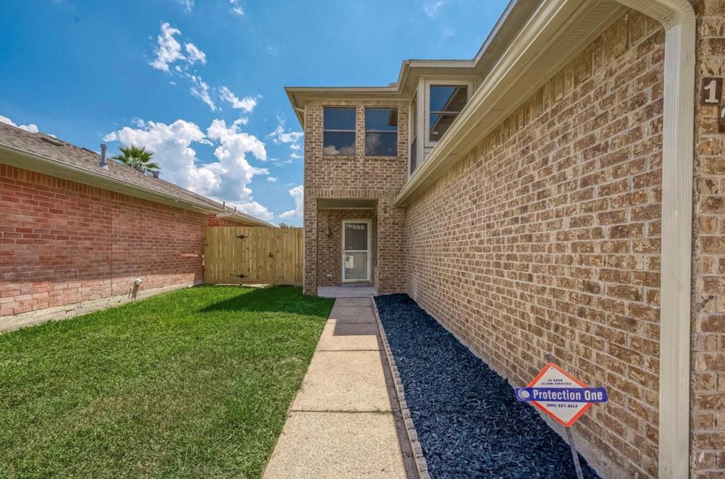 17047 Carbridge Drive, Houston, TX 77084 17047 Carbridge Drive, Houston, TX 77084