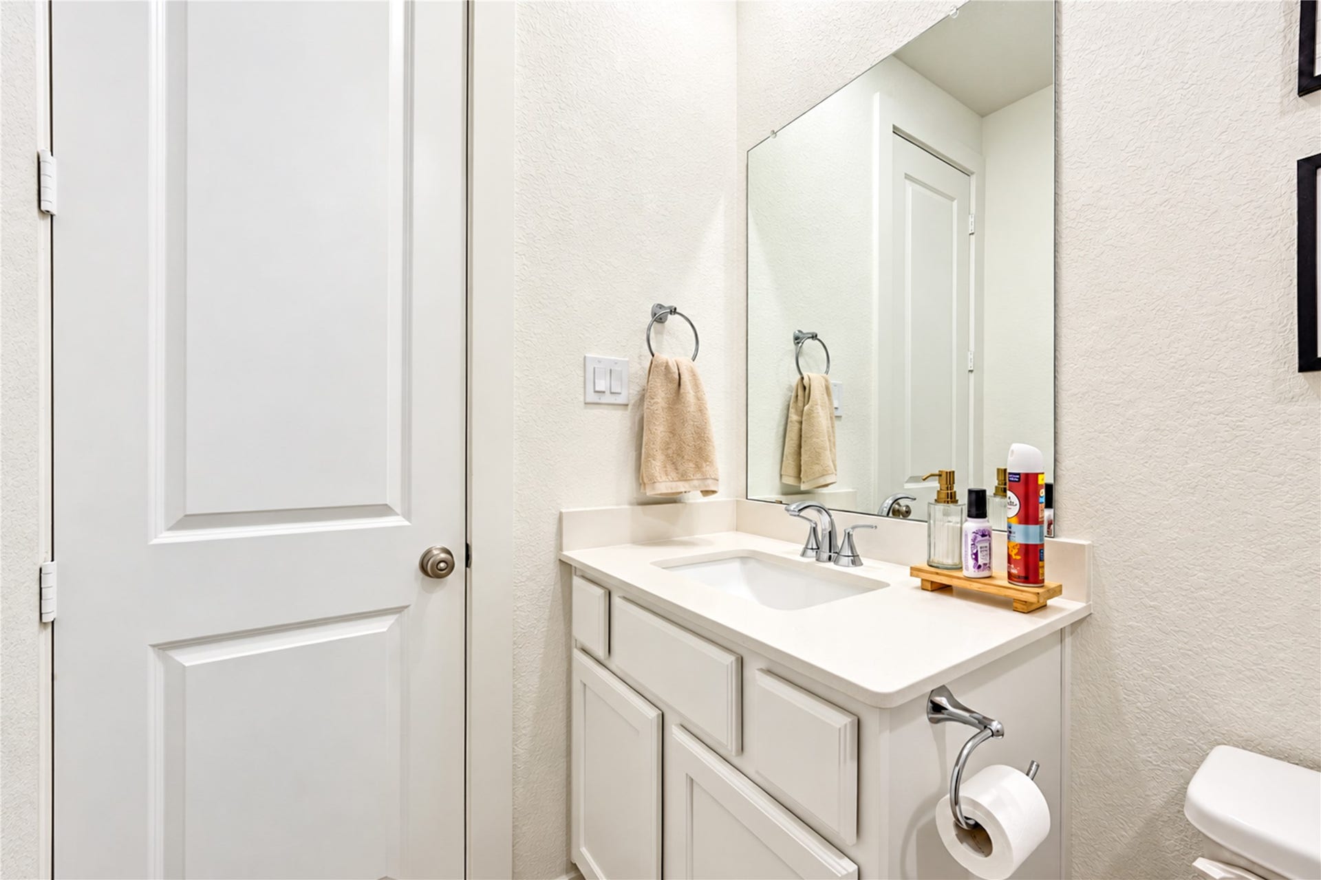 920 Pismo Creek Lane, Katy, TX 77493 920 Pismo Creek Lane, Katy, TX 77493