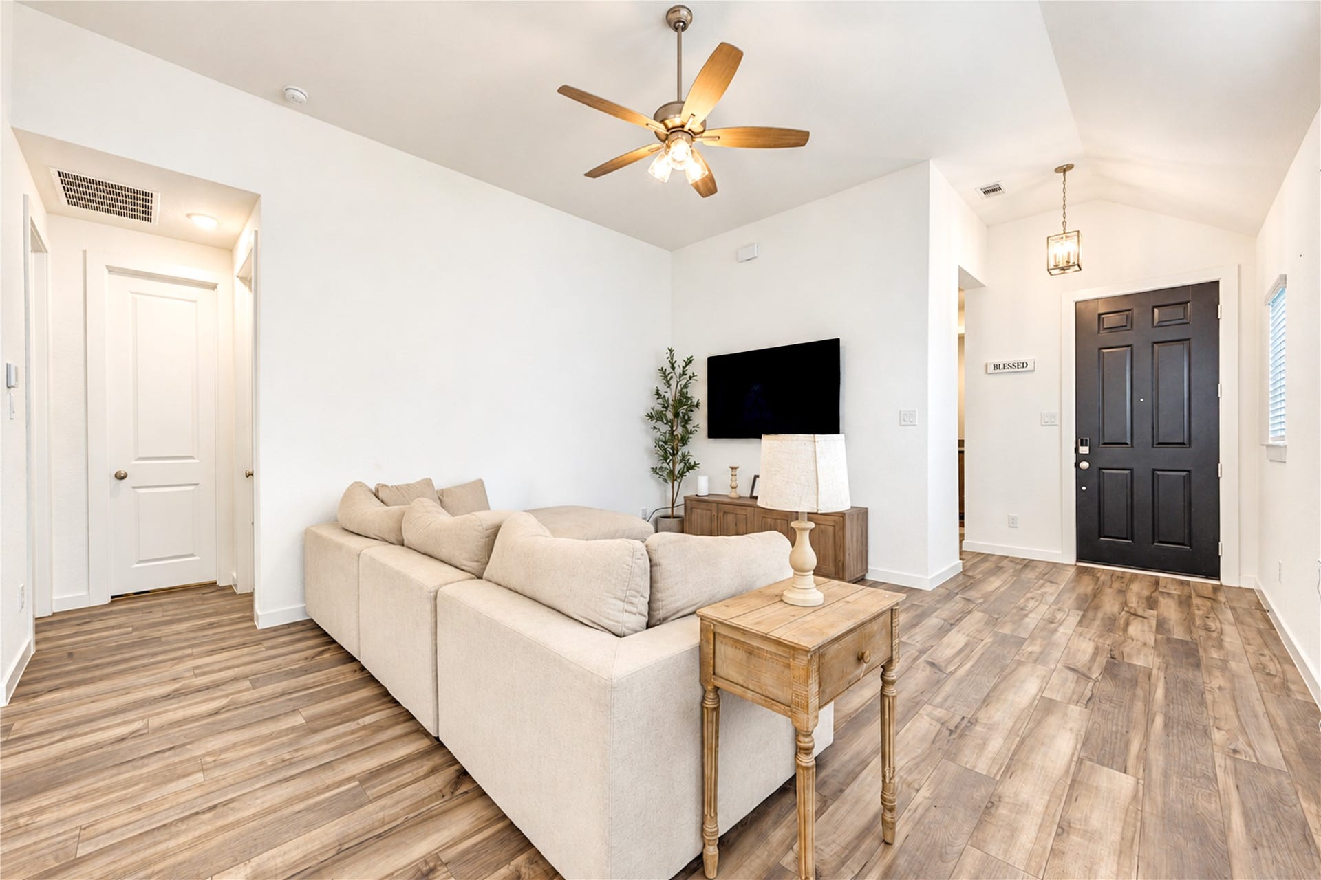920 Pismo Creek Lane, Katy, TX 77493 920 Pismo Creek Lane, Katy, TX 77493