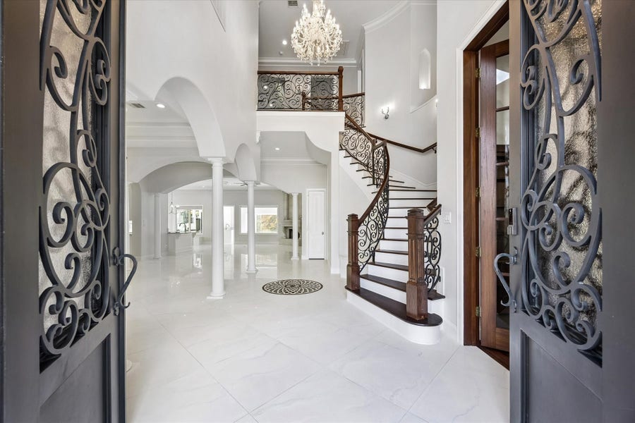 Property photo for 9761 Westview Drive, Houston, TX