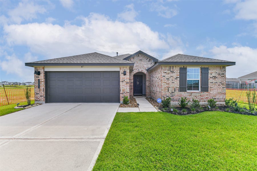 Property photo for 2621 Mackinac Bay Drive, Texas City, TX