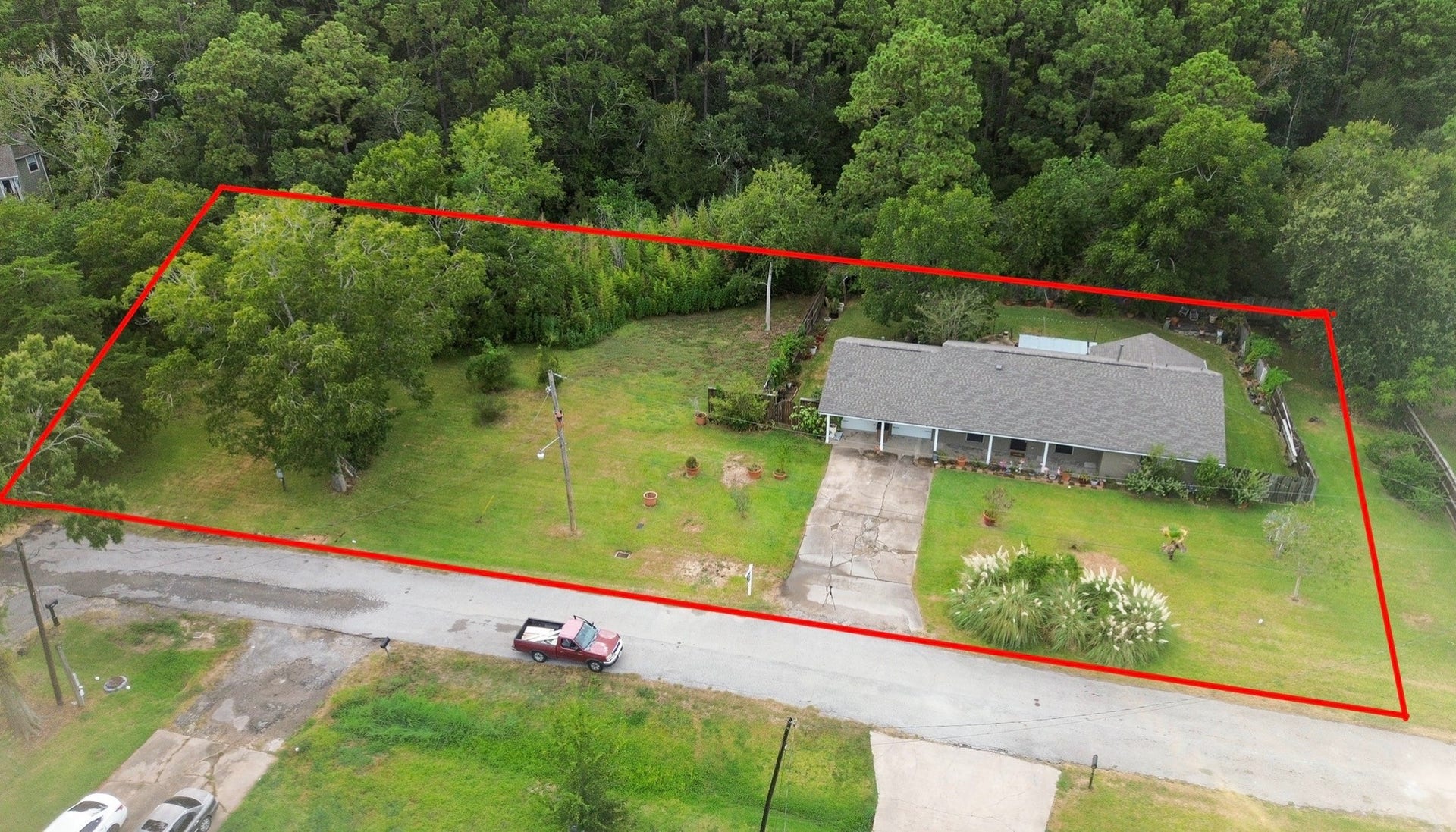 2117 Pecan Street, Dickinson, TX 77539 2117 Pecan Street, Dickinson, TX 77539