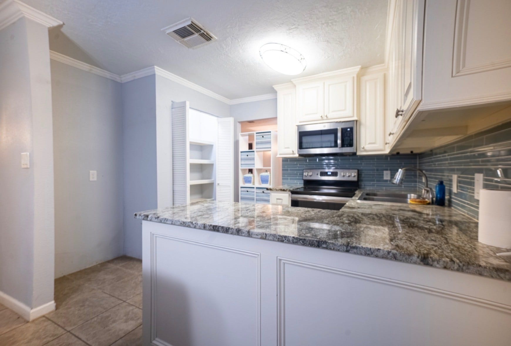 2117 Pecan Street, Dickinson, TX 77539 2117 Pecan Street, Dickinson, TX 77539