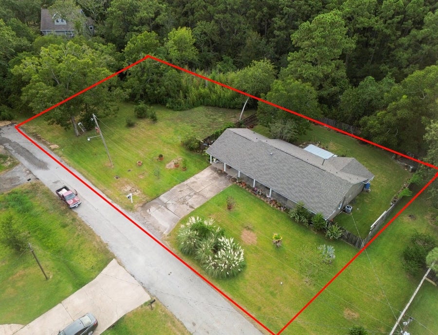 Property photo for 2117 Pecan Street, Dickinson, TX