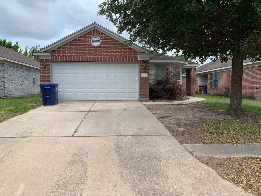 Property photo for 2747 Lofty Elm, Houston, TX