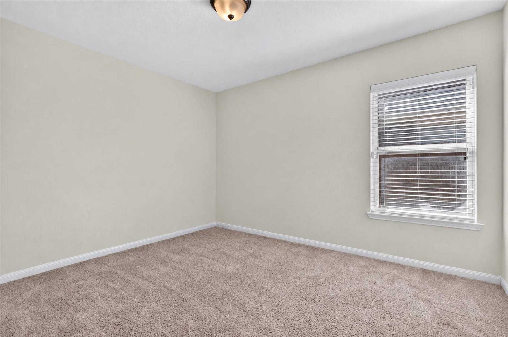 22907 Gentle Shadow Drive, Hockley, TX 77447 Set up a dedicated workspace for productive days, create a welcoming guest retreat, or enjoy the flexibility to change the room as your needs evolve.