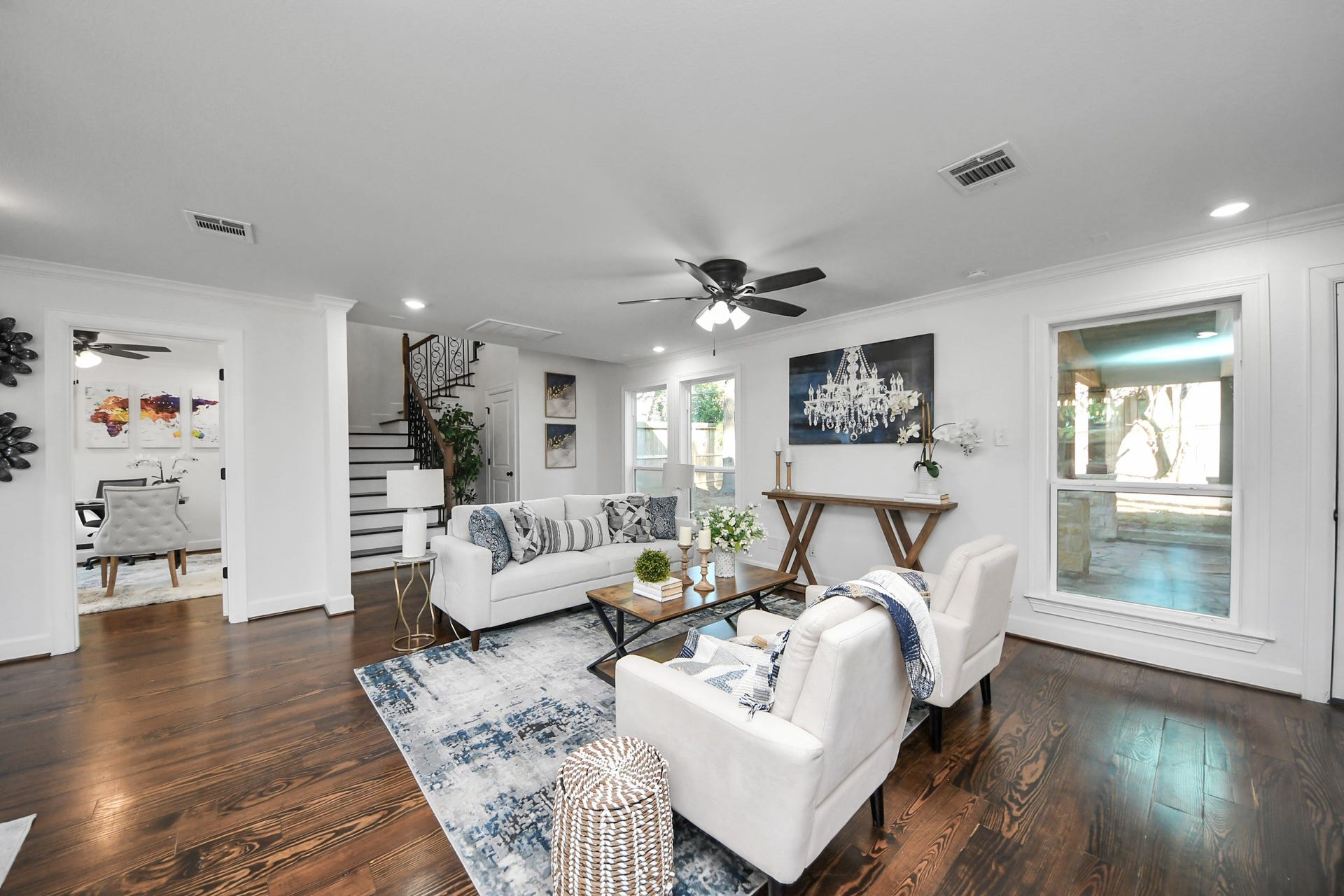 10038 Westview Drive, Houston, TX 77055