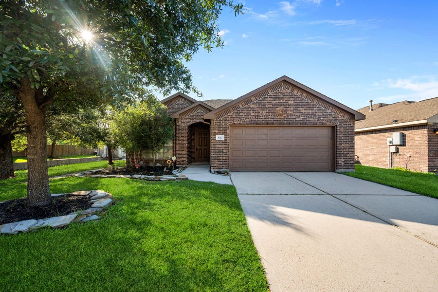 Property photo for 3027 Lockeridge Village Drive, Spring, TX