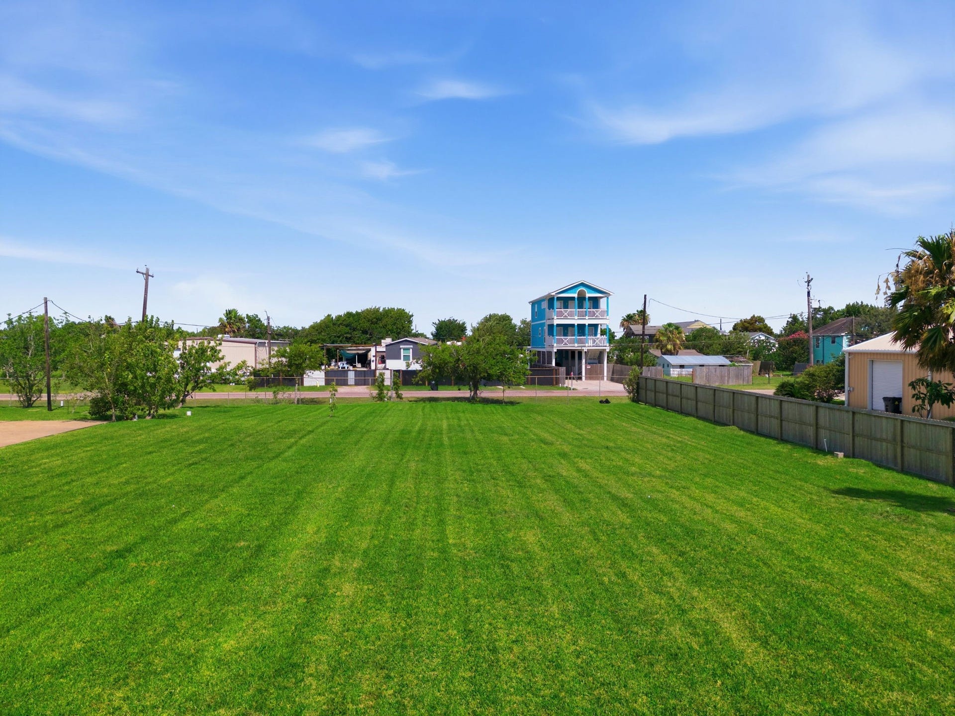 0 22nd Street, San Leon, TX 77539 Ready to build your dream home.