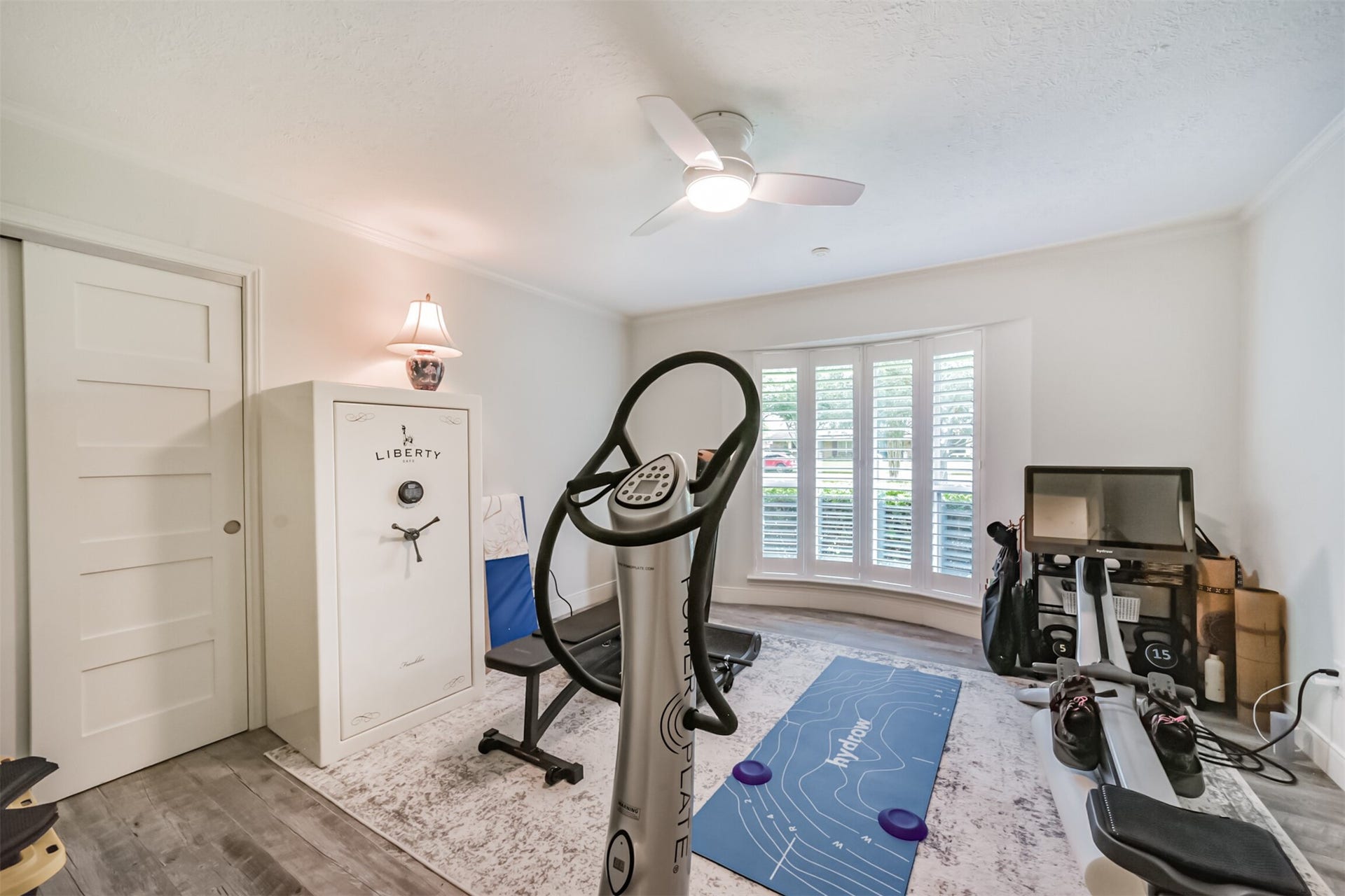 3210 Nottingham Street, Pearland, TX 77581 Secondary bedroom being used as a workout room - all secondary bedrooms are large!