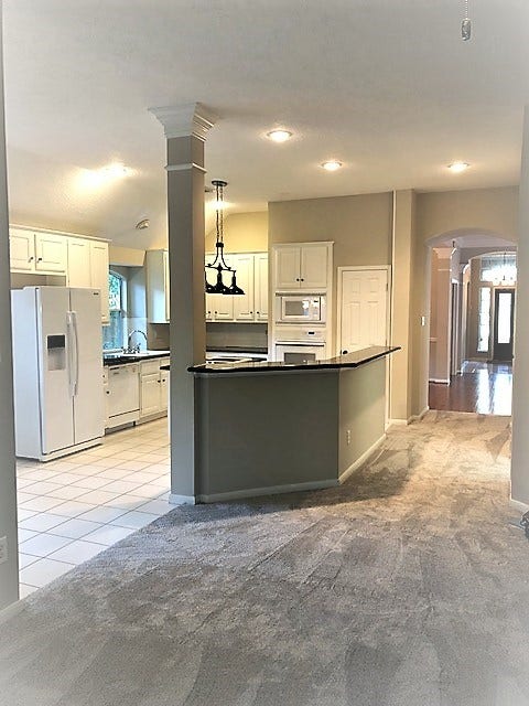 14 Tethered Vine Place, The Woodlands, TX 77382 14 Tethered Vine Place, The Woodlands, TX 77382
