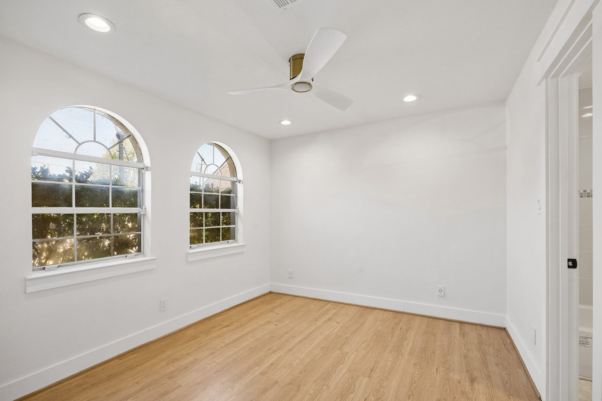 4115 Bissonnet Street, Houston, TX 77005 4115 Bissonnet Street, Houston, TX 77005