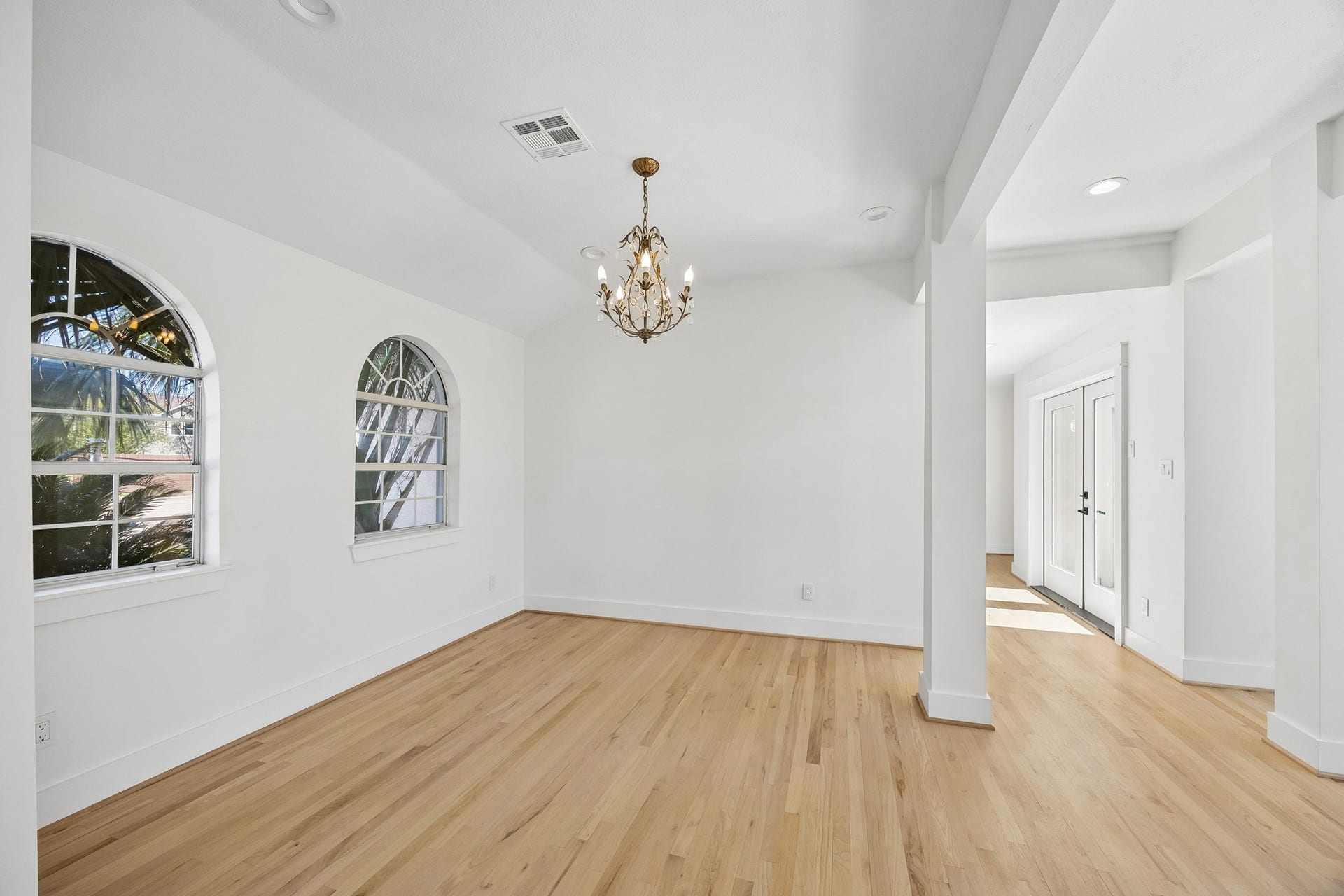 4115 Bissonnet Street, Houston, TX 77005 4115 Bissonnet Street, Houston, TX 77005