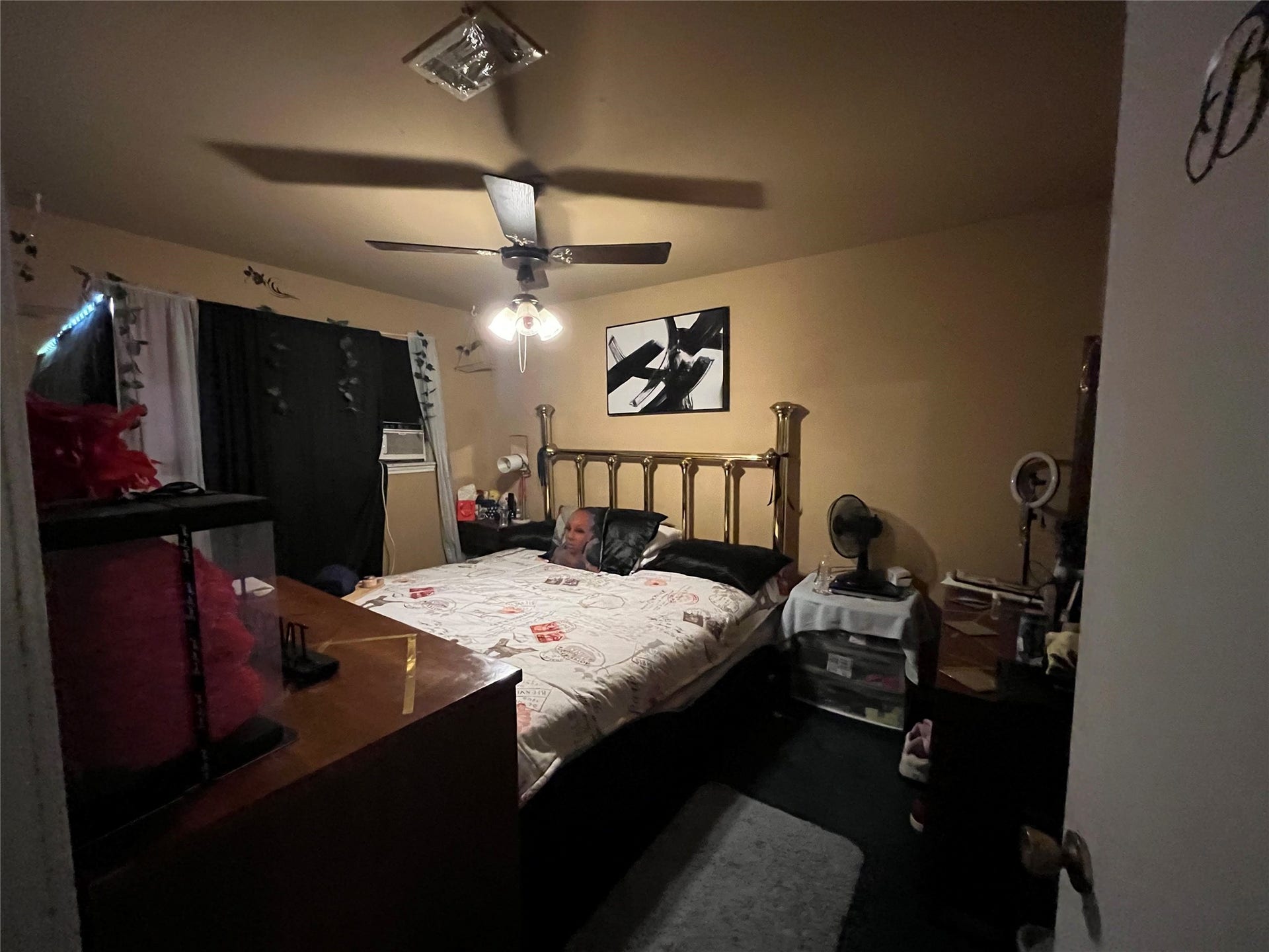 13026 Glenwyck Street, Houston, TX 77045