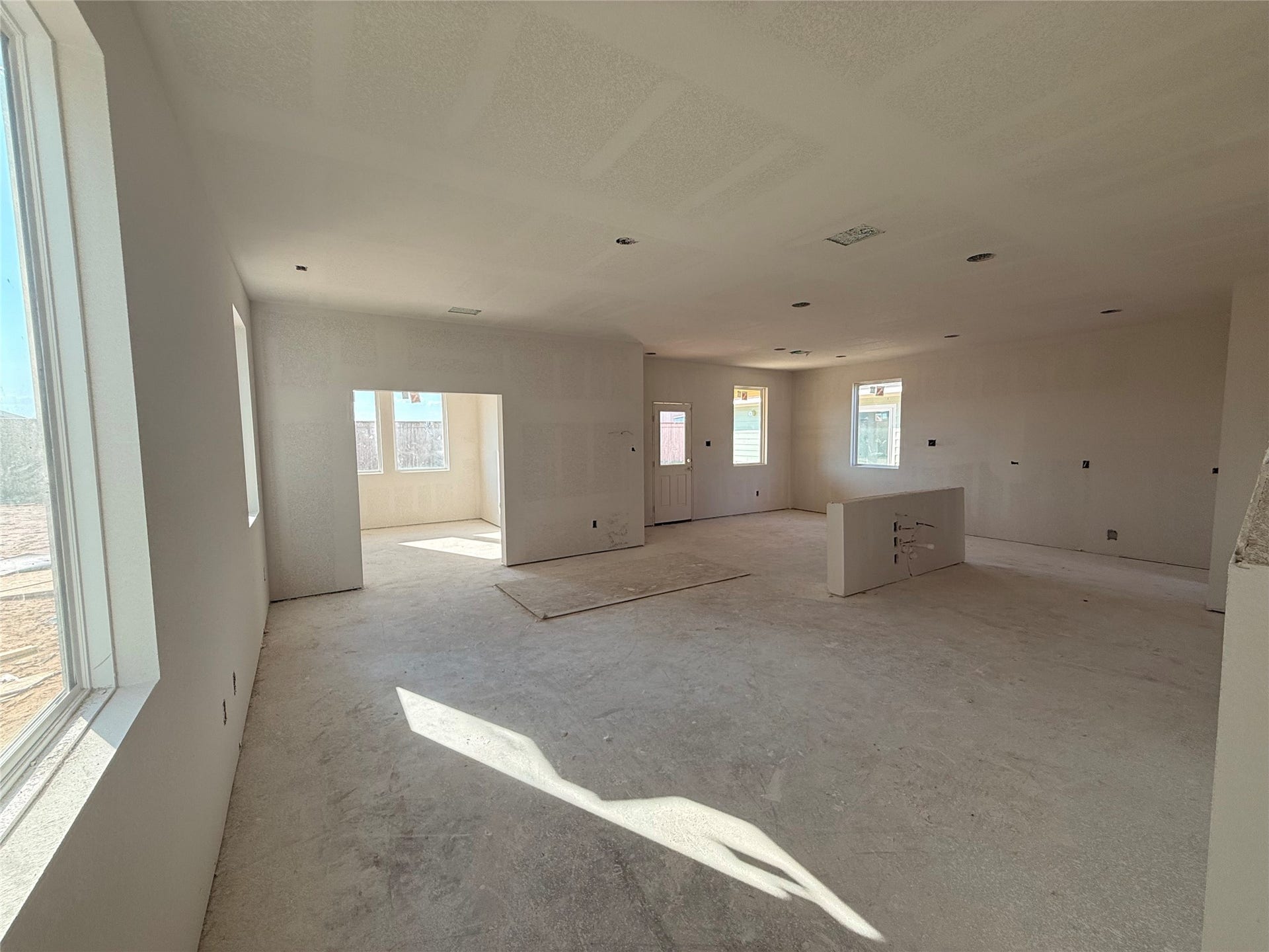 Living room with flex room