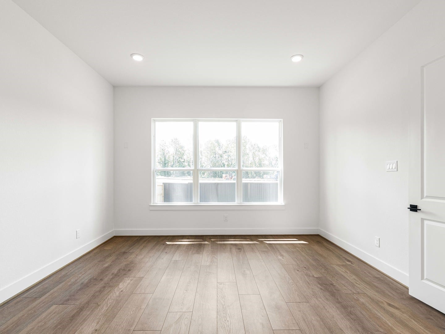 29818 Amber Brook Drive, Magnolia, TX 77354 Woodhavyn_Fenton_Classic_13_Media Room_02