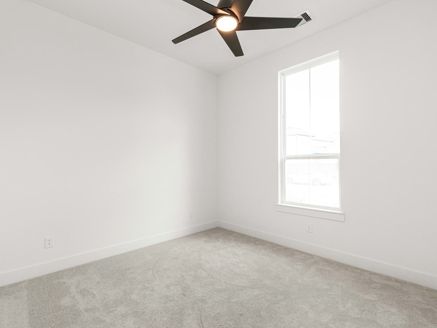 29818 Amber Brook Drive, Magnolia, TX 77354 Woodhavyn_Fenton_Classic_13_Bed Room_02