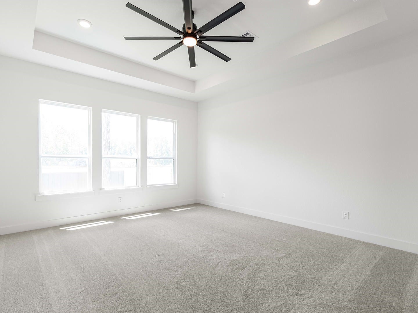29818 Amber Brook Drive, Magnolia, TX 77354 Woodhavyn_Fenton_Classic_13_Primary Bed_01