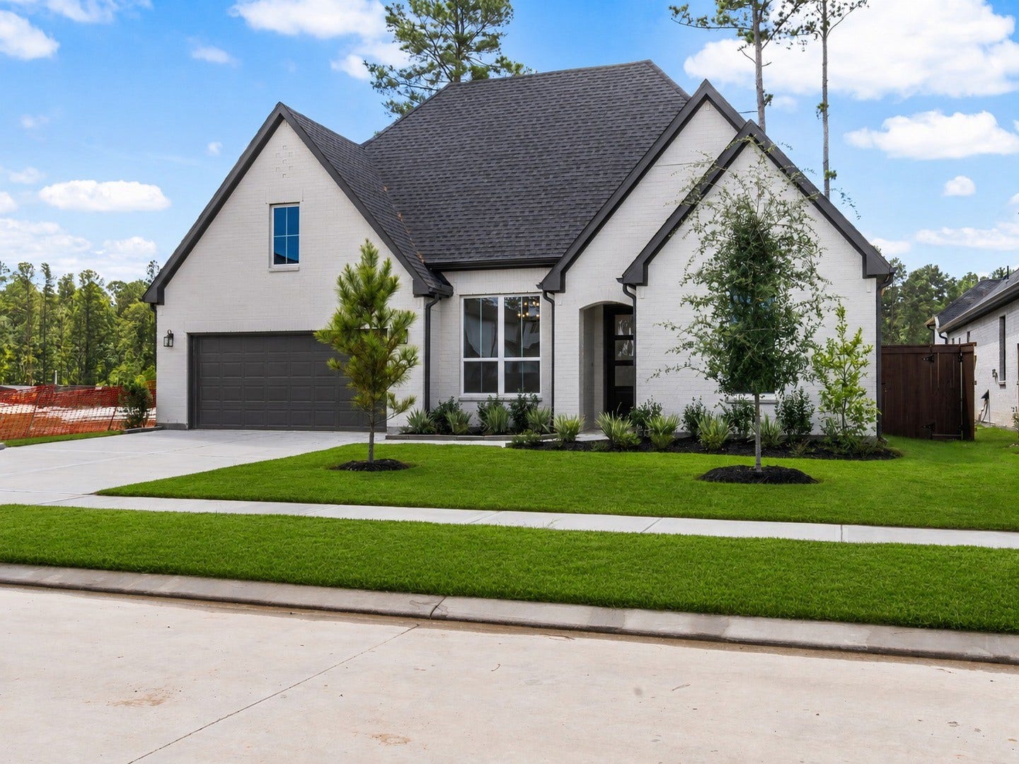 29818 Amber Brook Drive, Magnolia, TX 77354 Woodhavyn_Fenton_Classic_13_Exterior_02-a