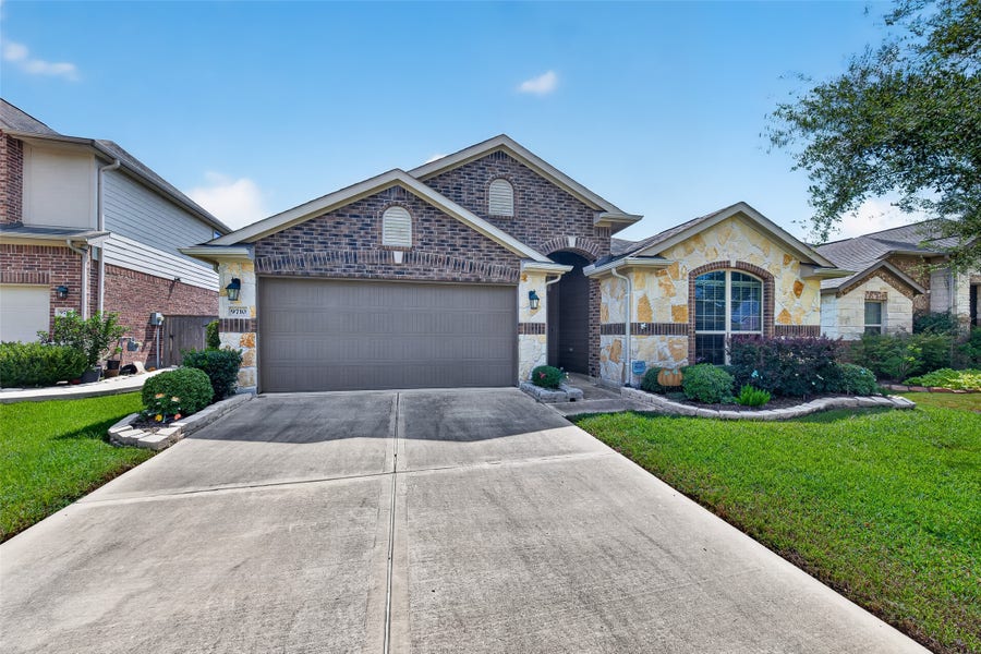 Property photo for 9710 Stratton Ridge Drive, Richmond, TX