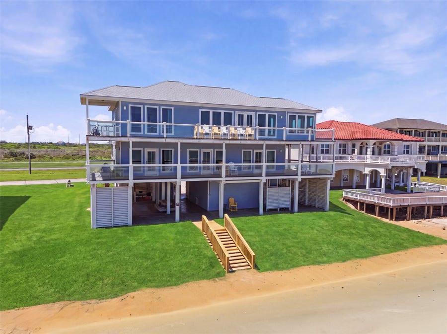 Property photo for 11851 Sunbather Lane, Galveston, TX