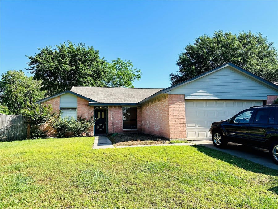 Property photo for 10826 Laureldale Court, Houston, TX