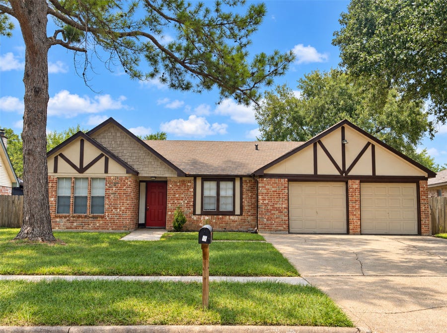 Property photo for 10314 Autumn Harvest Drive, Houston, TX