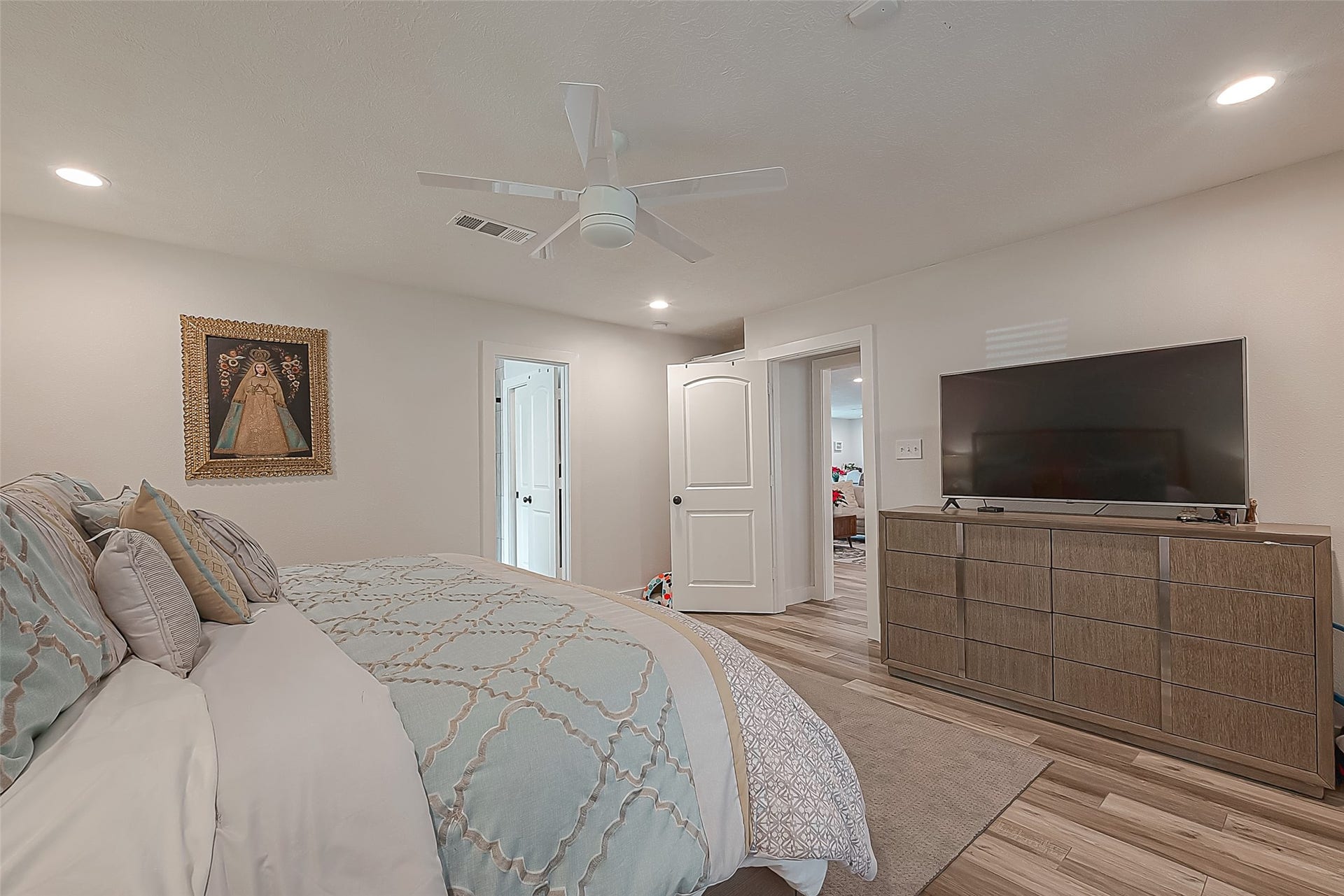9502 Bob White Drive, Houston, TX 77096 9502 Bob White Drive, Houston, TX 77096
