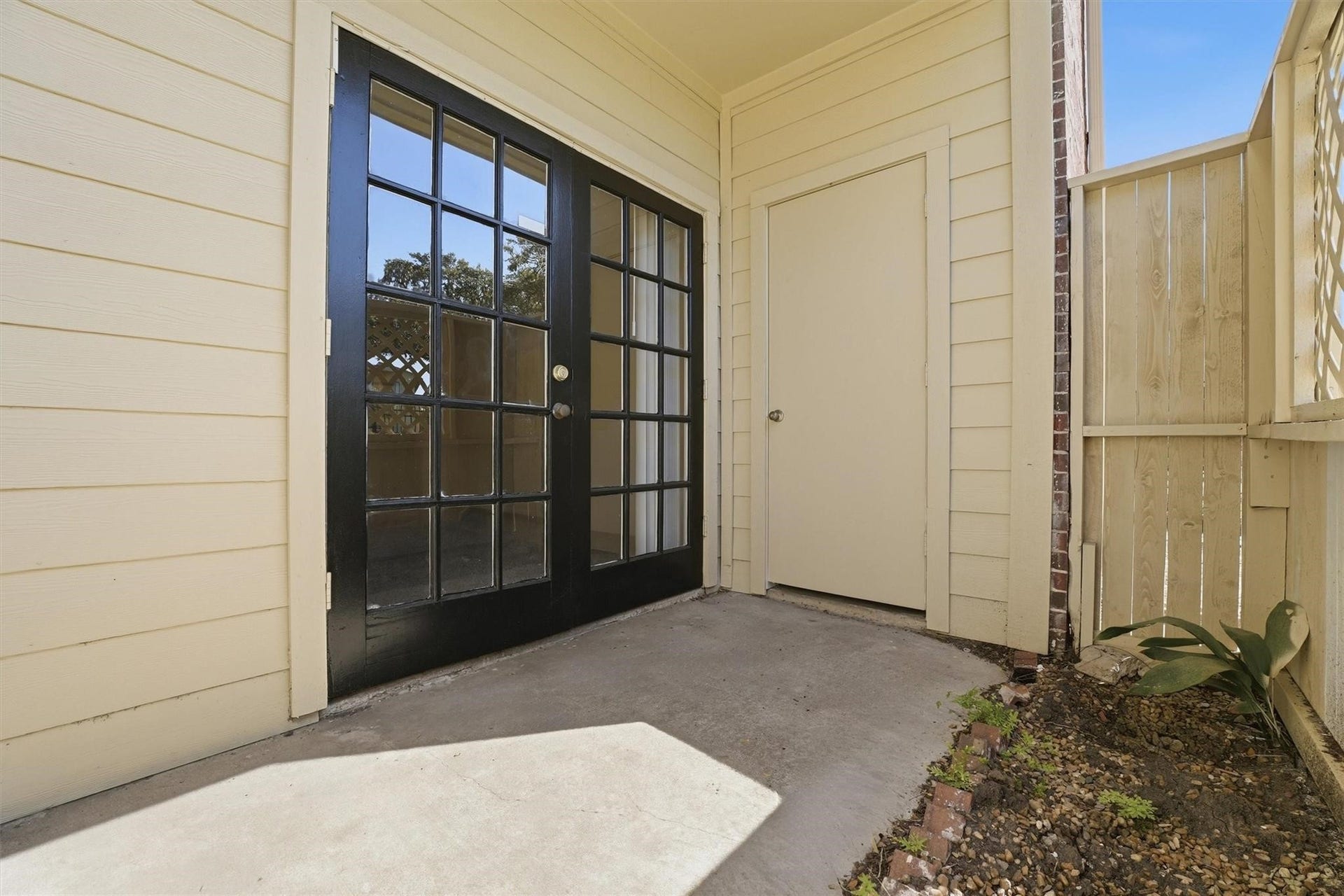 8055 Cambridge Street, #5, Houston, TX 77054 8055 Cambridge Street, #5, Houston, TX 77054